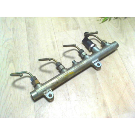 Rampe injection RENAULT LAGUNA 2 PHASE 1 d’occasion