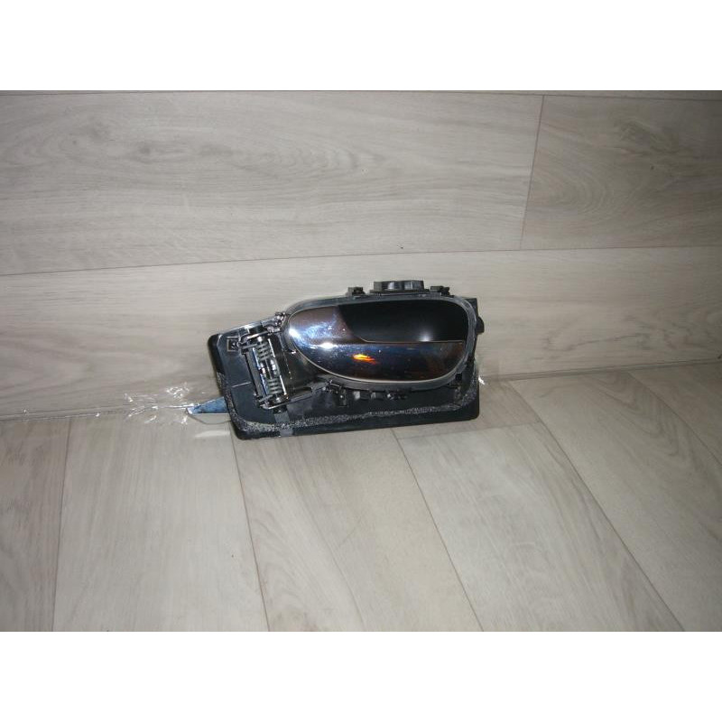 Poignee interieur avant gauche PEUGEOT 307 PHASE 1 d’occasion