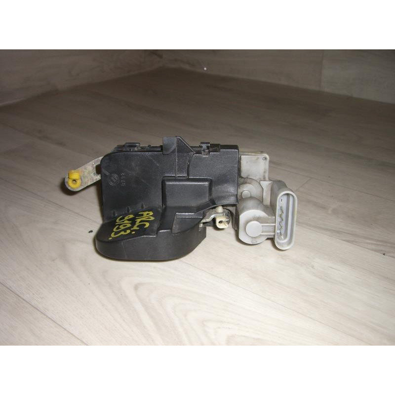 Serrure arriere gauche ALFA ROMEO 147 PHASE 1 d’occasion