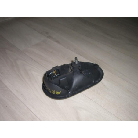 Poignee interieur arriere droit RENAULT SCENIC 2 PHASE 1 d’occasion