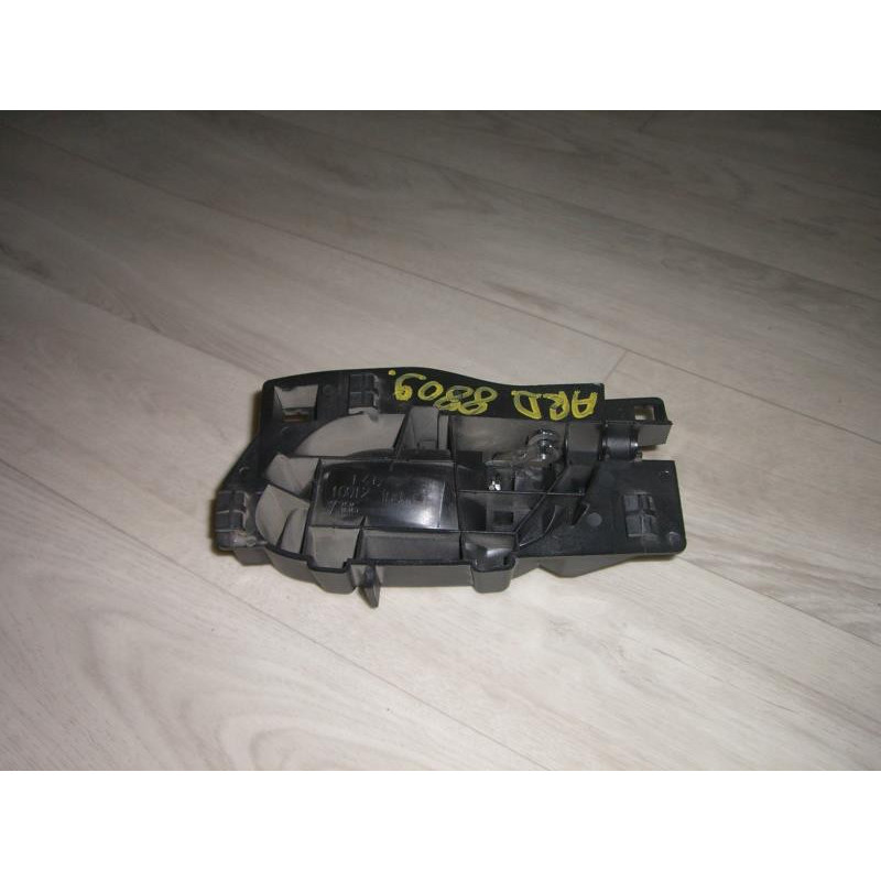 Poignee interieur arriere droit CITROEN C4 1 PHASE 1 d’occasion