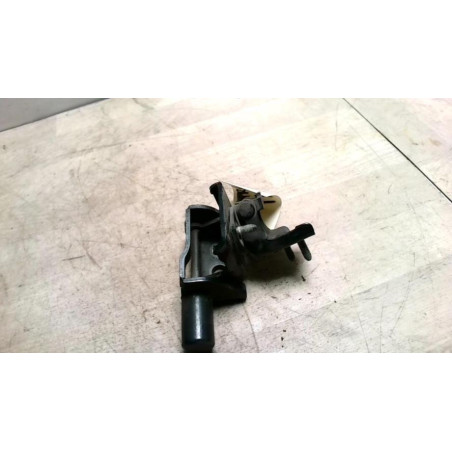 Charniere de porte arriere gauche RENAULT CLIO 3 PHASE 1 d’occasion