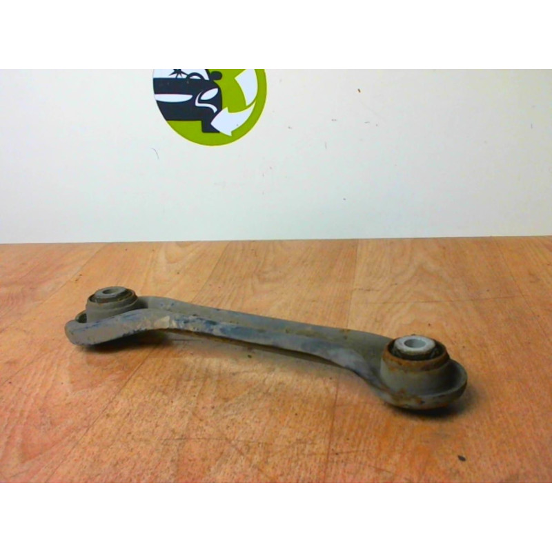 Bras de suspension arriere droit VOLKSWAGEN TOURAN 1 PHASE 1 d’occasion