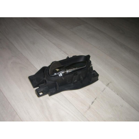 Poignee interieur avant gauche PEUGEOT 407 PHASE 1 d’occasion
