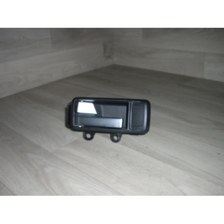 Poignee interieur arriere gauche FORD FOCUS 2 PHASE 1 d’occasion