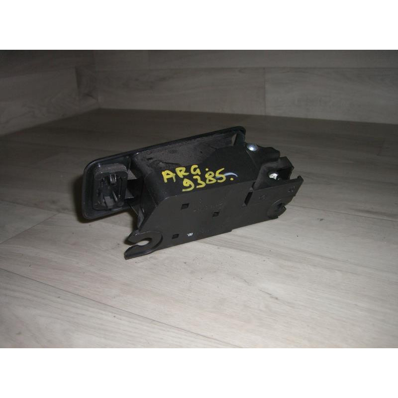 Poignee interieur arriere gauche FORD FOCUS 2 PHASE 1 d’occasion