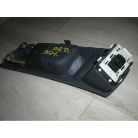 Poignee interieur arriere droit MERCEDES CLASSE C 203 PHASE 1 d’occasion