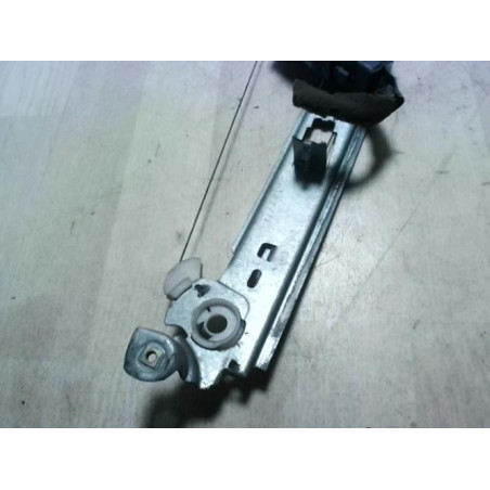 Leve vitre electrique avant droit RENAULT SCENIC 2 PHASE 2 d’occasion