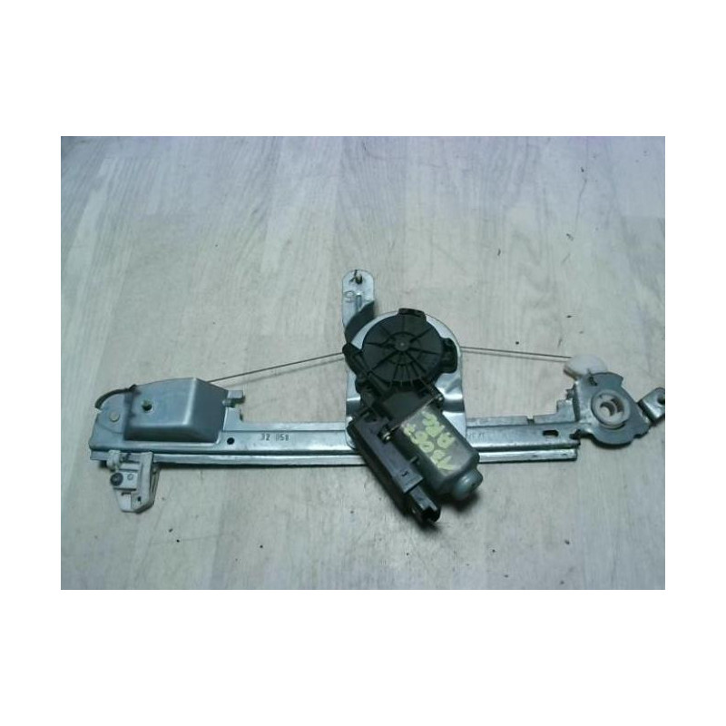Leve vitre electrique arriere gauche RENAULT SCENIC 2 PHASE 2 d’occasion