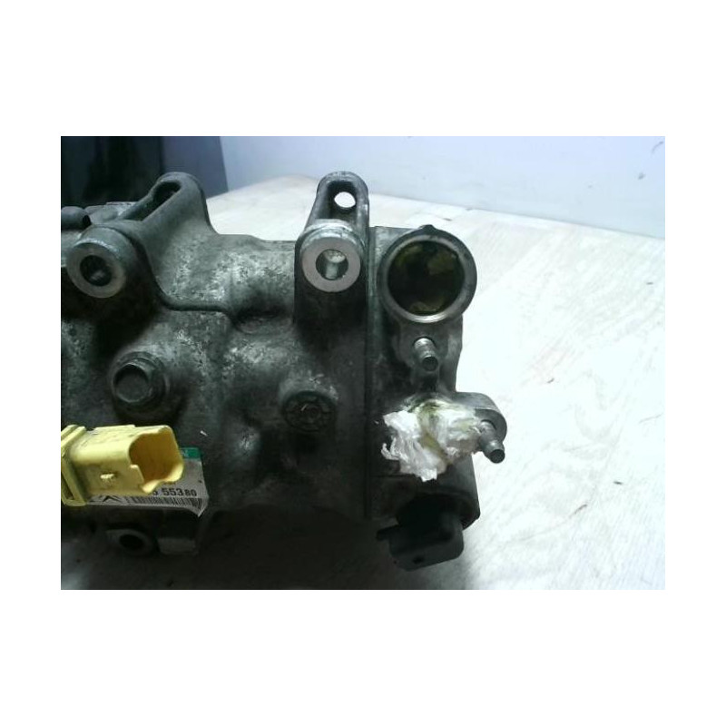 Compresseur clim PEUGEOT 407 PHASE 1 d’occasion