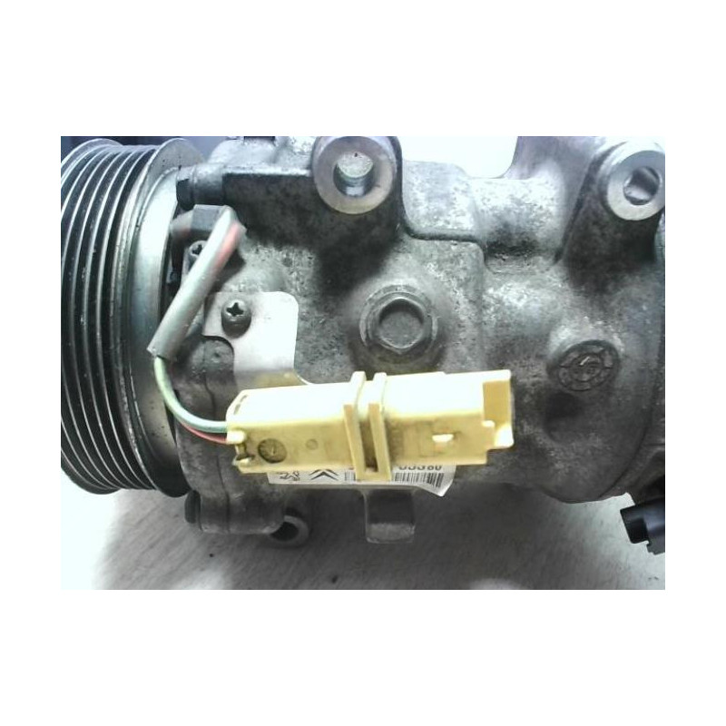 Compresseur clim PEUGEOT 407 PHASE 1 d’occasion
