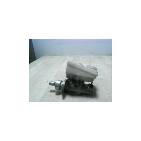 Maitre cylindre (freinage) TOYOTA YARIS 1 PHASE 2 d’occasion