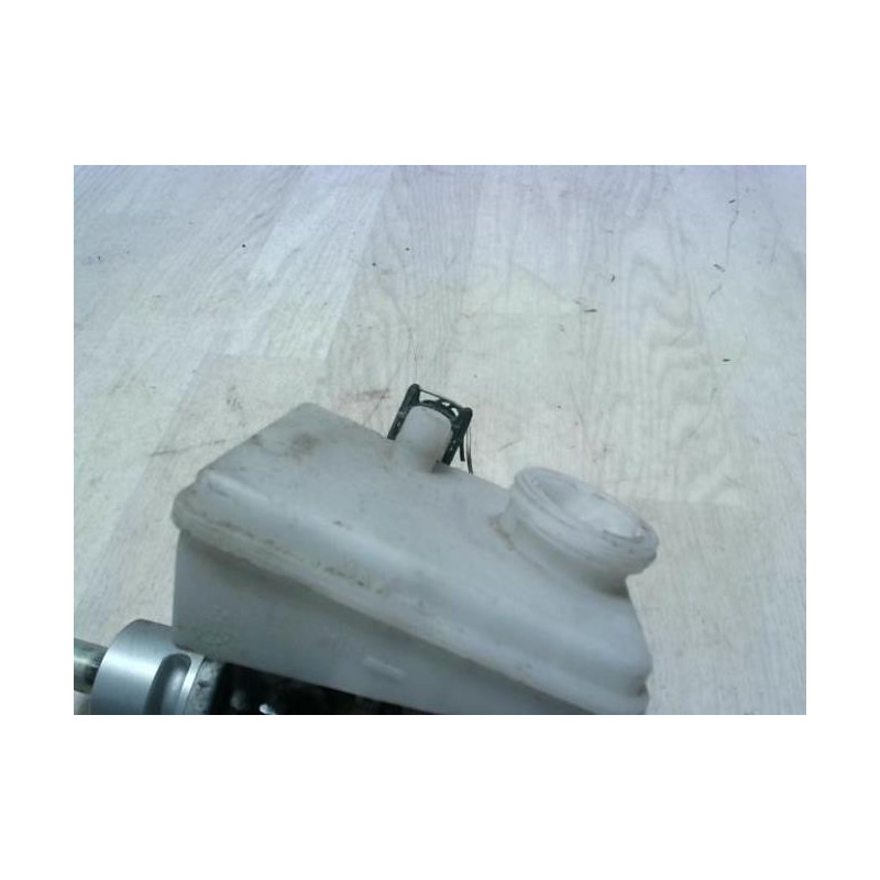 Maitre cylindre (freinage) TOYOTA YARIS 1 PHASE 2 d’occasion