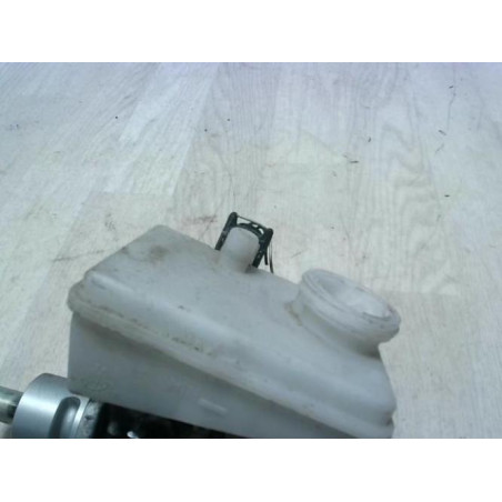 Maitre cylindre (freinage) TOYOTA YARIS 1 PHASE 2 d’occasion