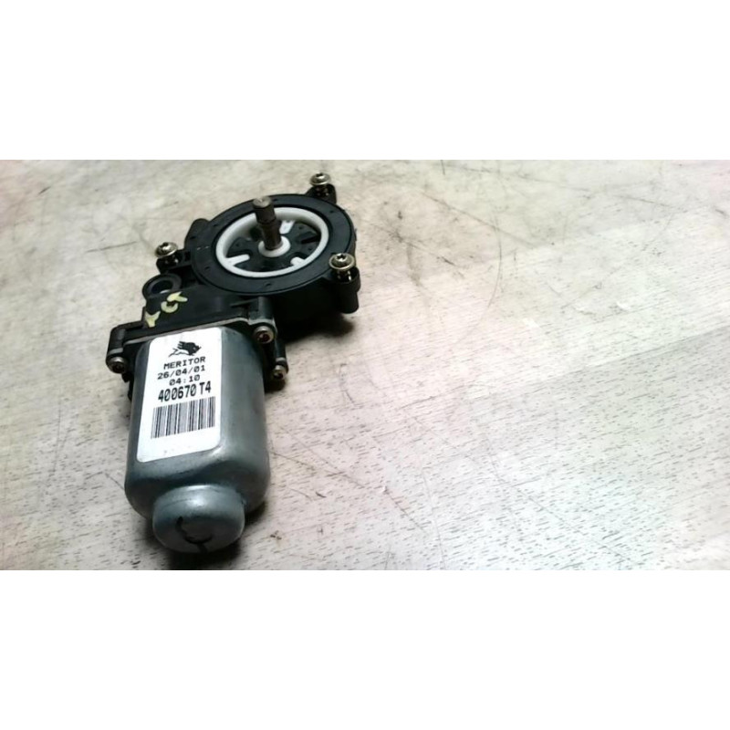 Moteur leve vitre avant droit RENAULT SCENIC 1 PHASE 2 d’occasion