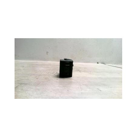 Commande de reglage hauteur de phare VOLKSWAGEN POLO 4 PHASE 2 d’occasion