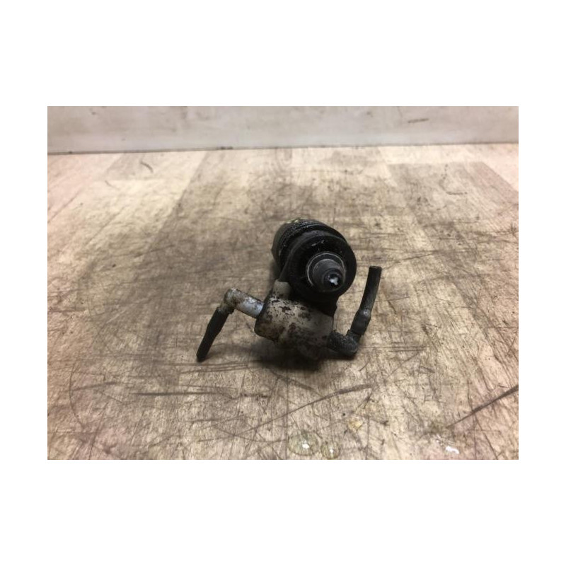 Pompe lave glace avant VOLKSWAGEN POLO 4 PHASE 1 d’occasion