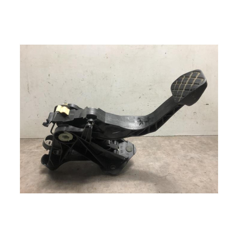 Pedalier d'embrayage SEAT LEON 3 ST PHASE 2 BREAK d’occasion