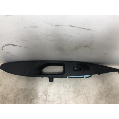 Interrupteur de leve vitre avant droit SEAT LEON 3 ST PHASE 2 BREAK d’occasion
