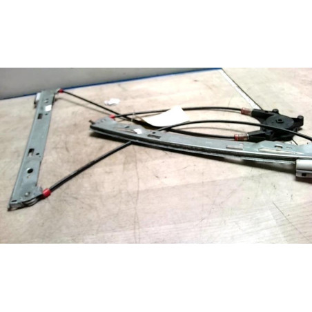 Leve vitre mecanique avant gauche FORD FIESTA 6 PHASE 1 d’occasion