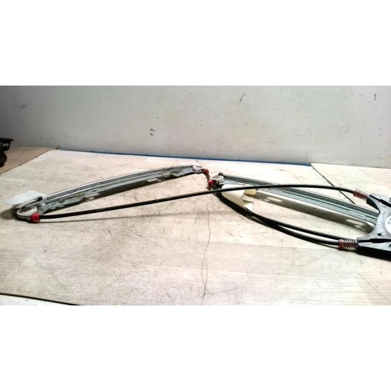 Leve vitre mecanique avant gauche FORD FIESTA 6 PHASE 1 d’occasion