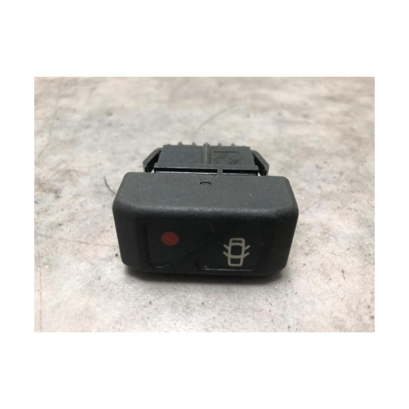 Bouton/Interrupteur RENAULT CLIO 1 PHASE 2 d’occasion