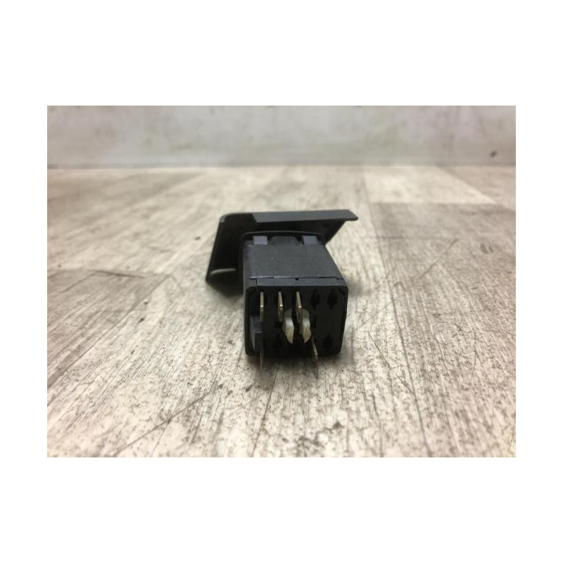 Commande degivrage lunette arriere RENAULT  d’occasion