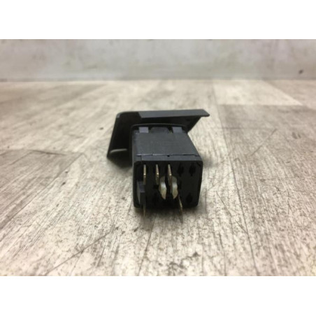 Commande degivrage lunette arriere RENAULT  d’occasion