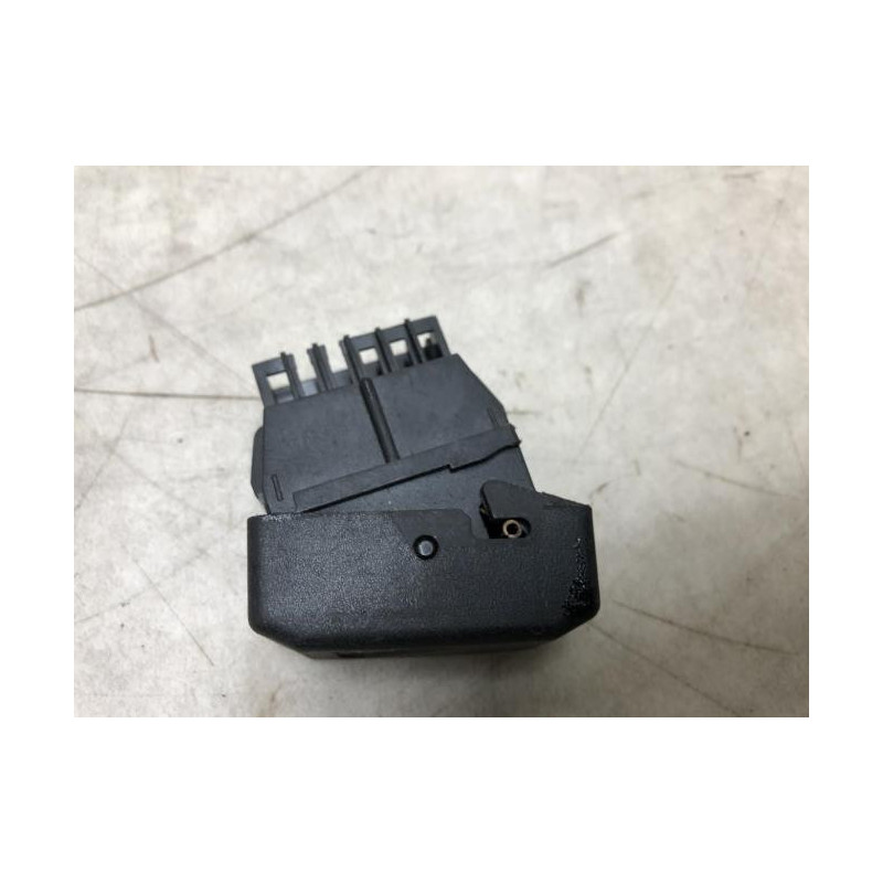 Commande degivrage lunette arriere RENAULT  d’occasion