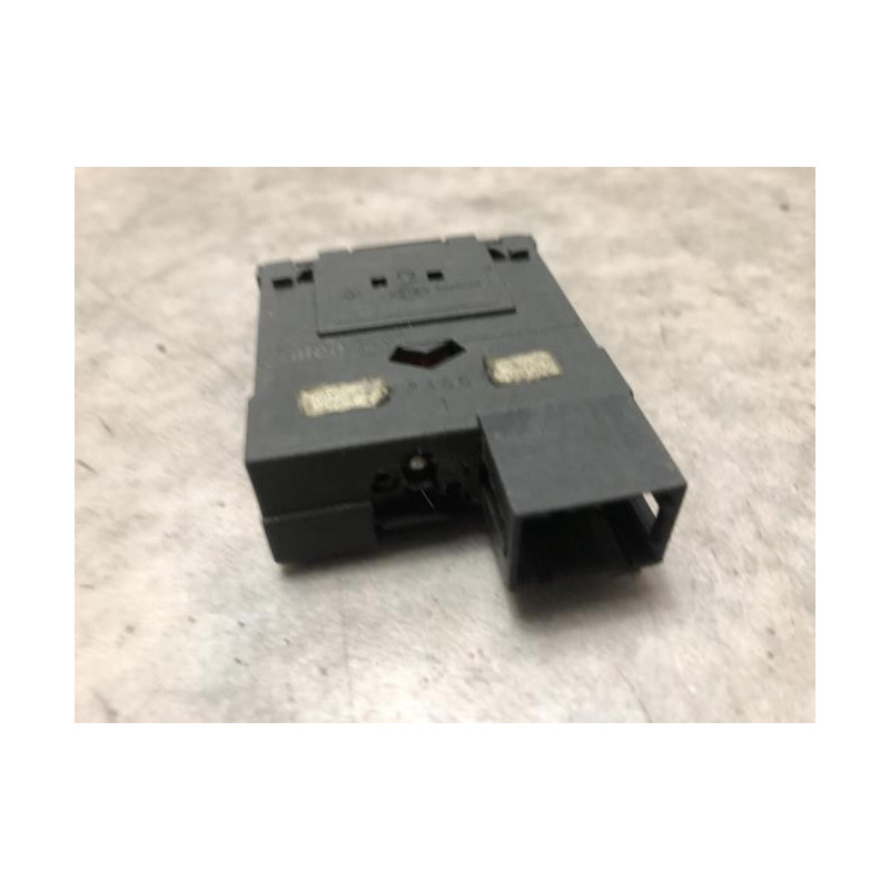 Commande de reglage hauteur de phare RENAULT  d’occasion