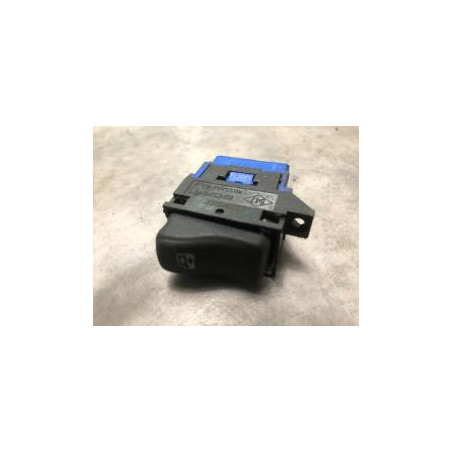 Interrupteur de leve vitre RENAULT LAGUNA 1 PHASE 2 d’occasion