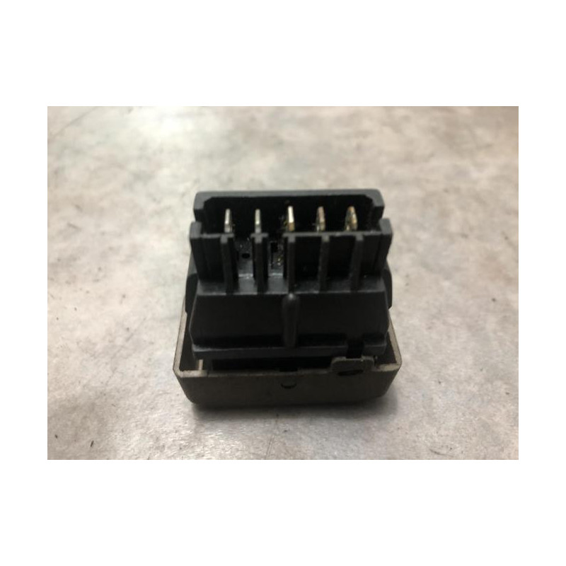 Commande degivrage lunette arriere RENAULT  d’occasion