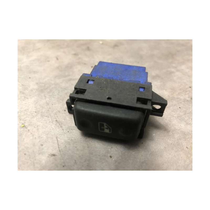 Interrupteur de leve vitre RENAULT LAGUNA 1 PHASE 2 d’occasion