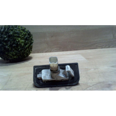 Eclairage de plaque PEUGEOT PARTNER 2 PHASE 1 d’occasion
