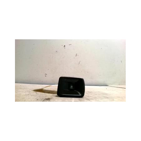 Interrupteur de leve vitre avant droit RENAULT KANGOO 2 PHASE 2 d’occasion