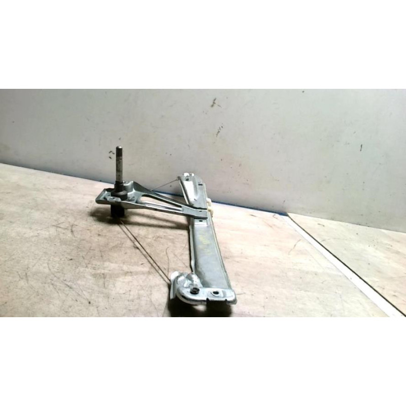 Mecanisme essuie glace arriere RENAULT CLIO 3 PHASE 1 d’occasion