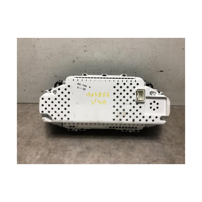 Compteur VOLVO V 40 2 PHASE 1 BREAK d’occasion