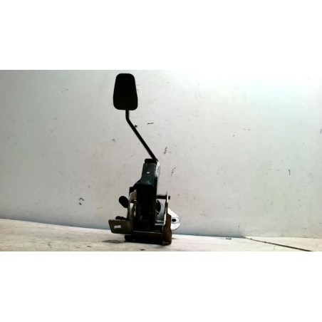 Pedalier d'embrayage FORD FIESTA 6 PHASE 1 d’occasion