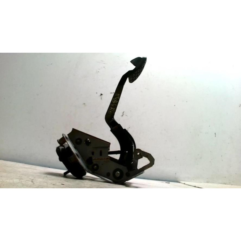 Pedalier d'embrayage FORD FIESTA 6 PHASE 1 d’occasion