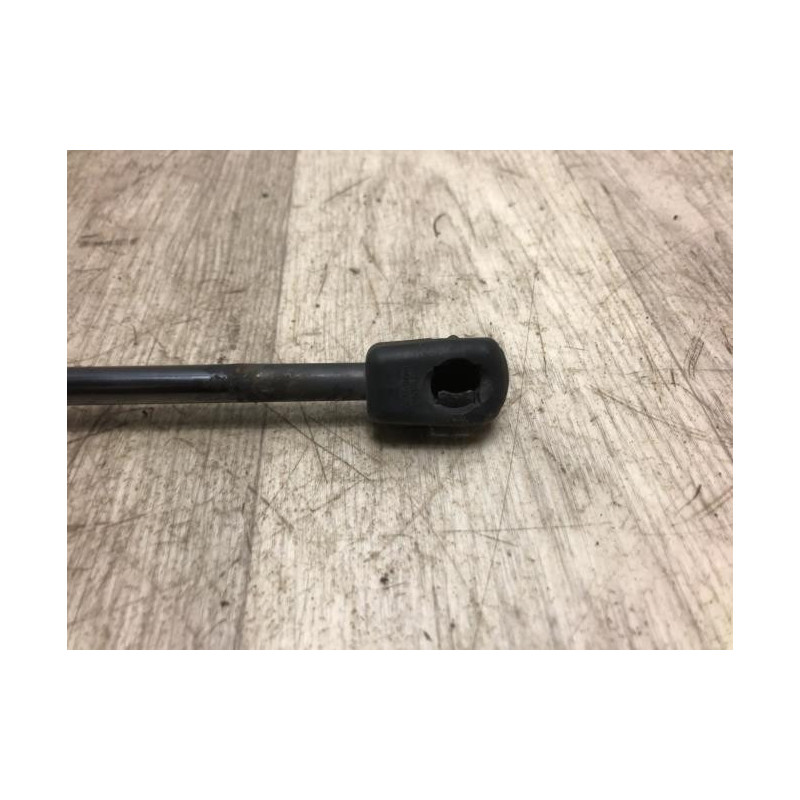 Verin de coffre droit CITROEN C4 2 PHASE 1 d’occasion