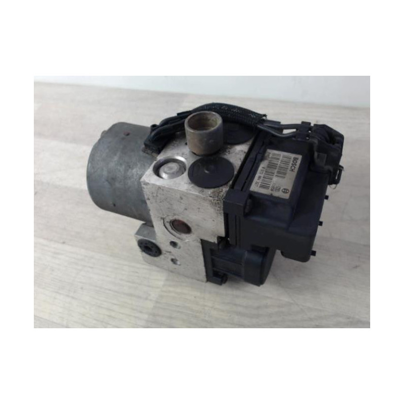 Bloc ABS (freins anti-blocage) OPEL CORSA C PHASE 1 d’occasion
