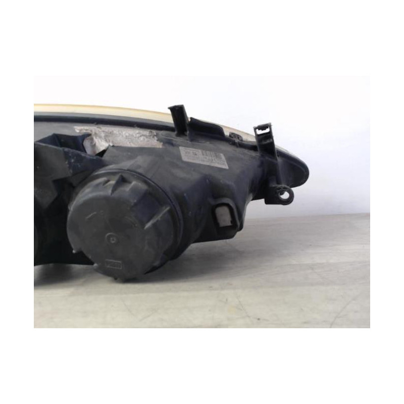 Optique avant principal gauche (feux)(phare) PEUGEOT 307 PHASE 1 d’occasion
