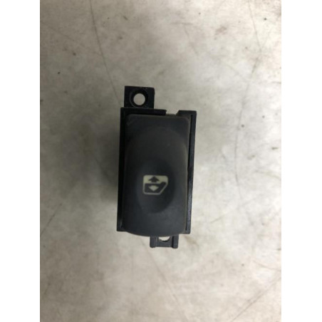 Interrupteur de leve vitre RENAULT  d’occasion
