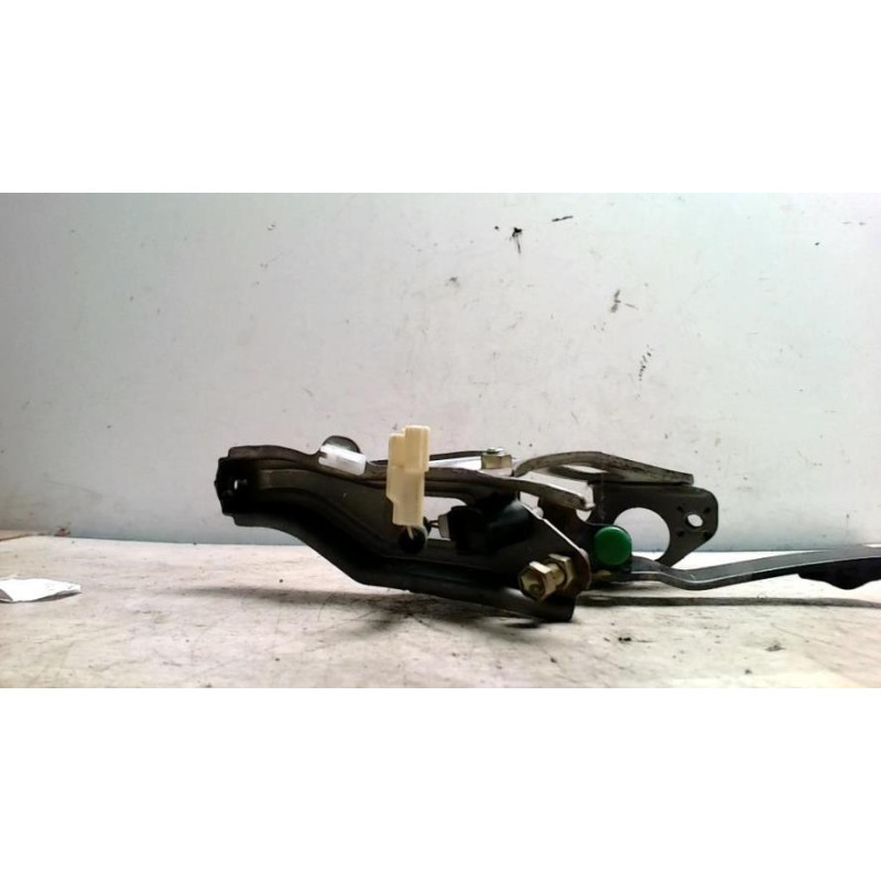 Pedalier de frein TOYOTA YARIS VERSO PHASE 2 d’occasion