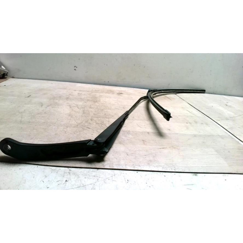 Bras essuie glace avant CITROEN C4 2 PHASE 1 d’occasion
