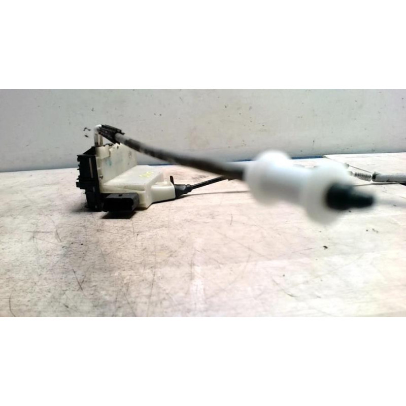 Serrure avant droit CITROEN C4 2 PHASE 1 d’occasion