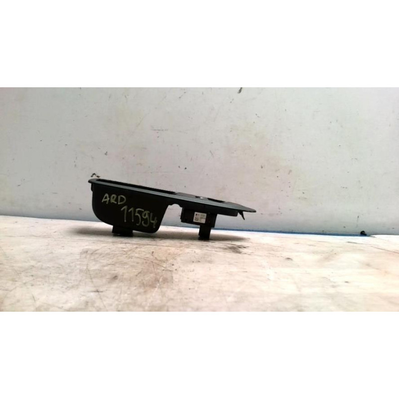 Interrupteur de leve vitre arriere droit CITROEN C4 2 PHASE 1 d’occasion