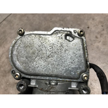 Moteur essuie glace avant ERAD  d’occasion