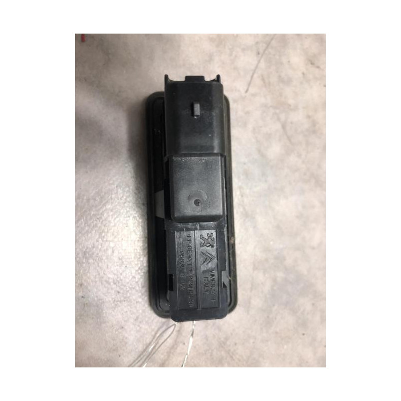 Bouton de coffre PEUGEOT 308 2 PHASE 2 d’occasion