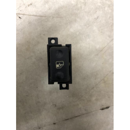 Interrupteur de leve vitre RENAULT  d’occasion